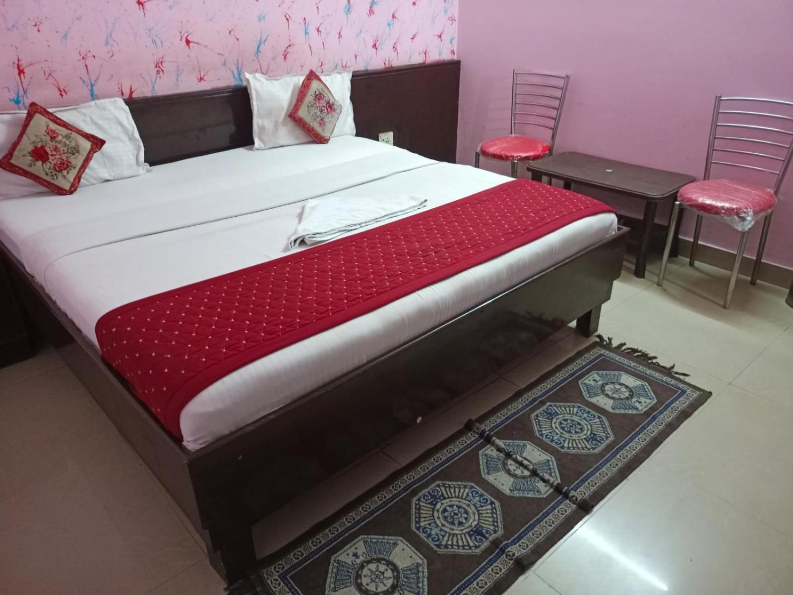 Airport Hotel Pariksheet Inn นิวเดลี ภายนอก รูปภาพ